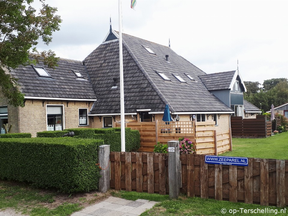 buitenaanzicht Zeeparel