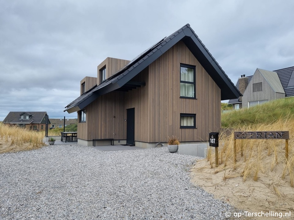 Klik hier voor meer informatie over Vakantiehuis De Cyprian (West aan Zee)